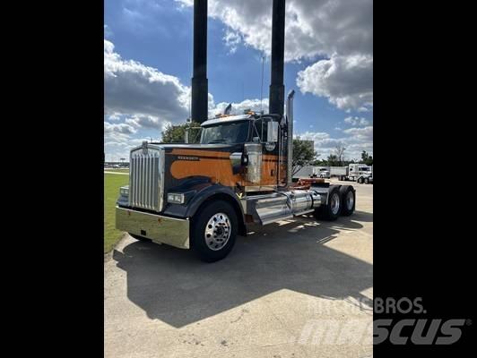 Kenworth W 900 Влекачи