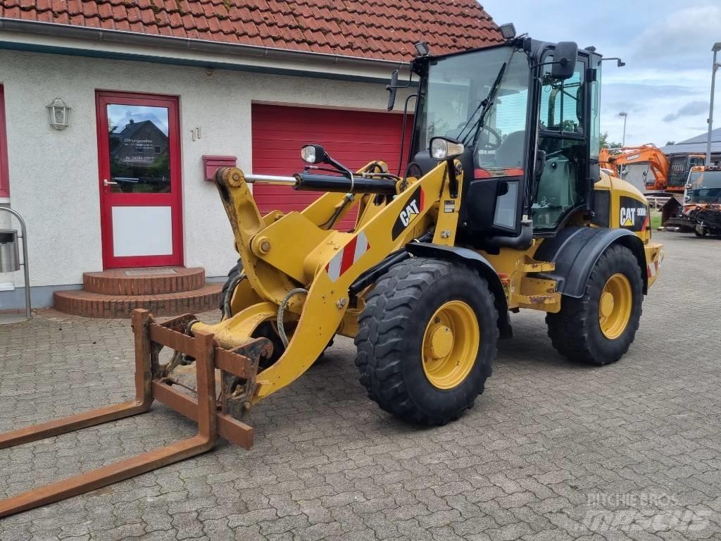 CAT 908 H 2 Колесни товарачи