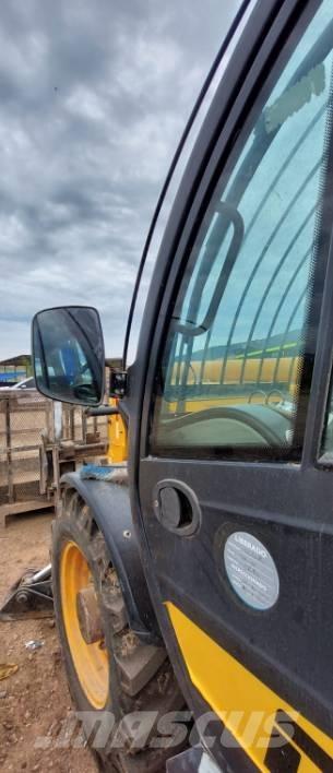 Dieci Runner 40.13 Телескопични товарачи