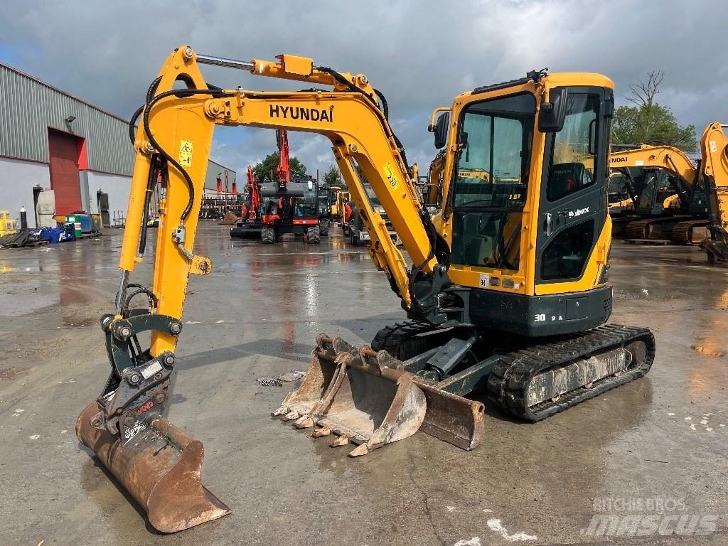 Hyundai R30 Z-9AK Мини екскаватори < 7 т