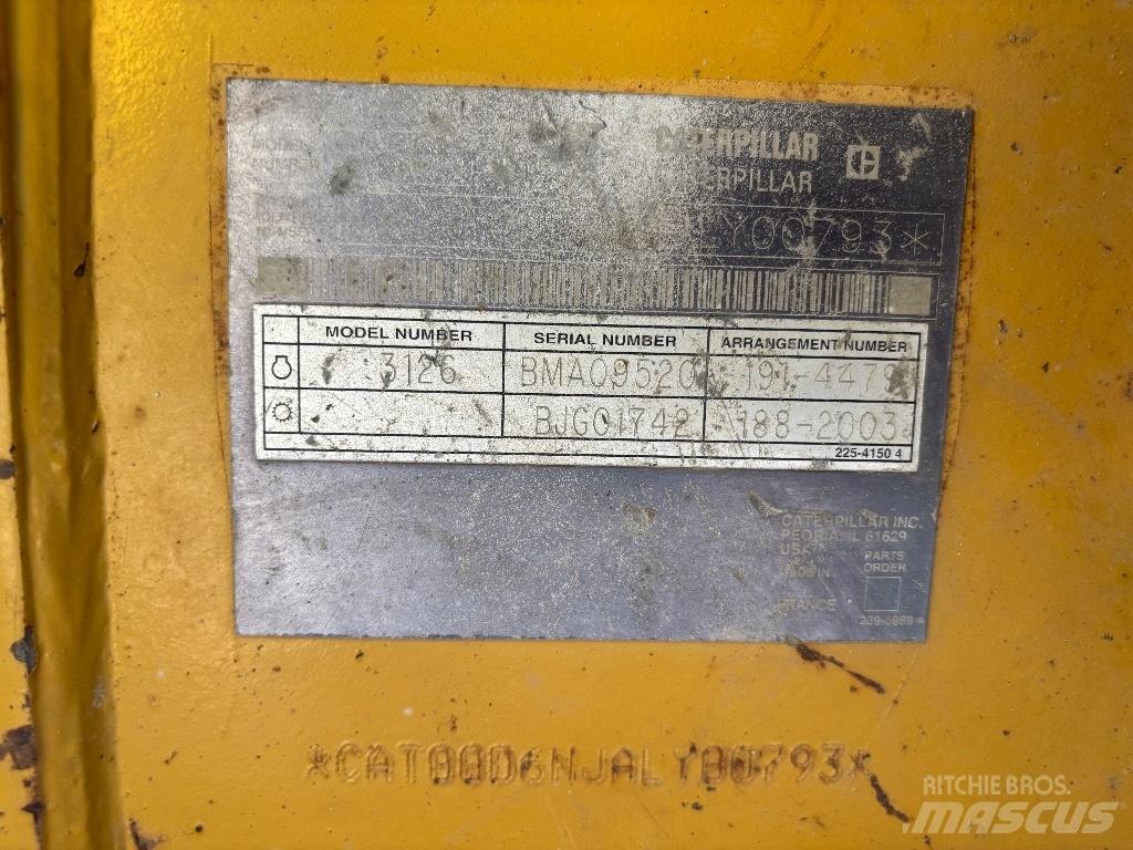 CAT D 6 N LGP Верижни булдозери
