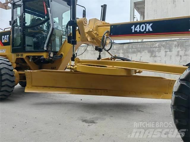CAT 140 K Грейдери