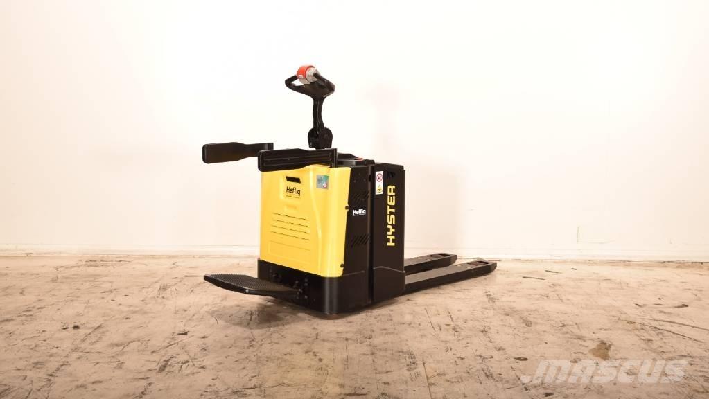 Hyster P 2.0 S Транспалетни колички с платформи