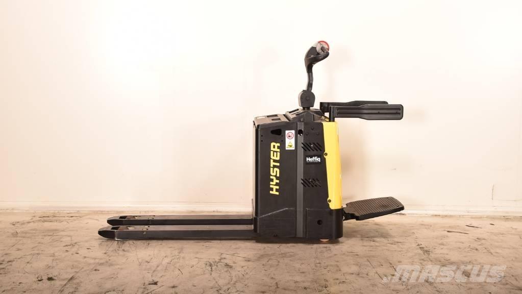 Hyster P 2.0 S Транспалетни колички с платформи