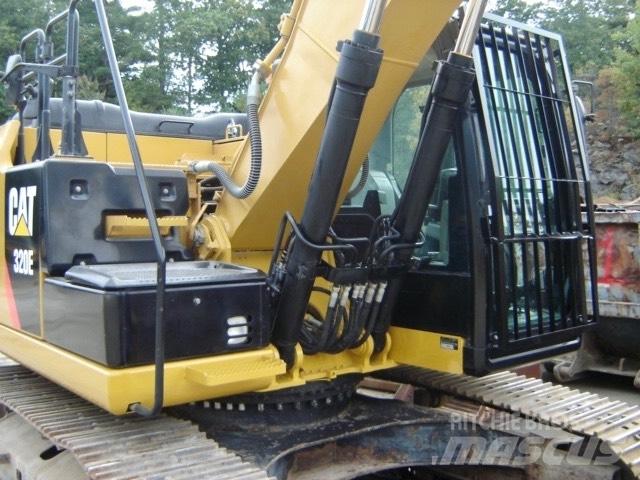 CAT 320 E Верижен екскаватор