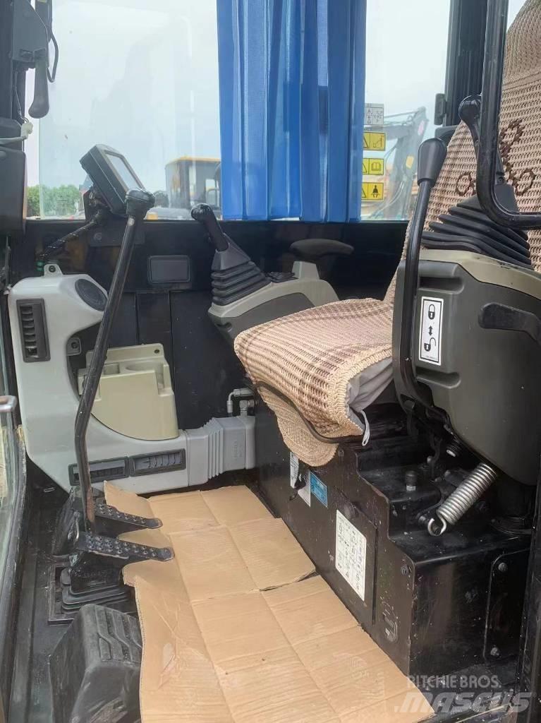 CAT 306E2 Верижен екскаватор