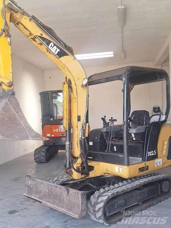 CAT 302.5 Мини екскаватори < 7 т