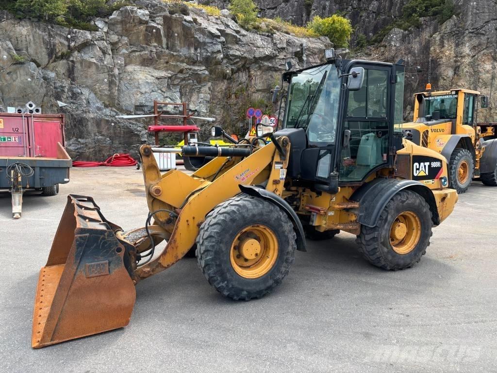 CAT 908 H 2 Колесни товарачи