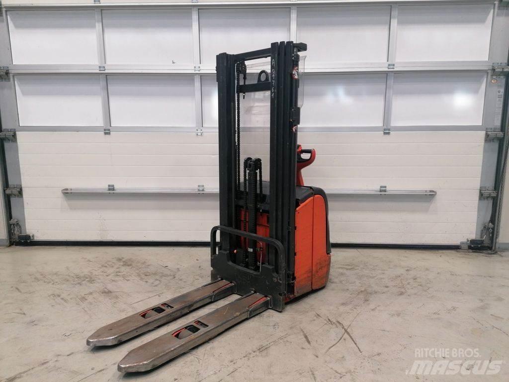 Linde L14 Колички високоповдигачи с теглич