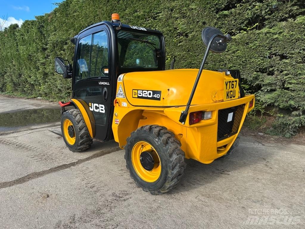 JCB 520-40 Телескопични товарачи