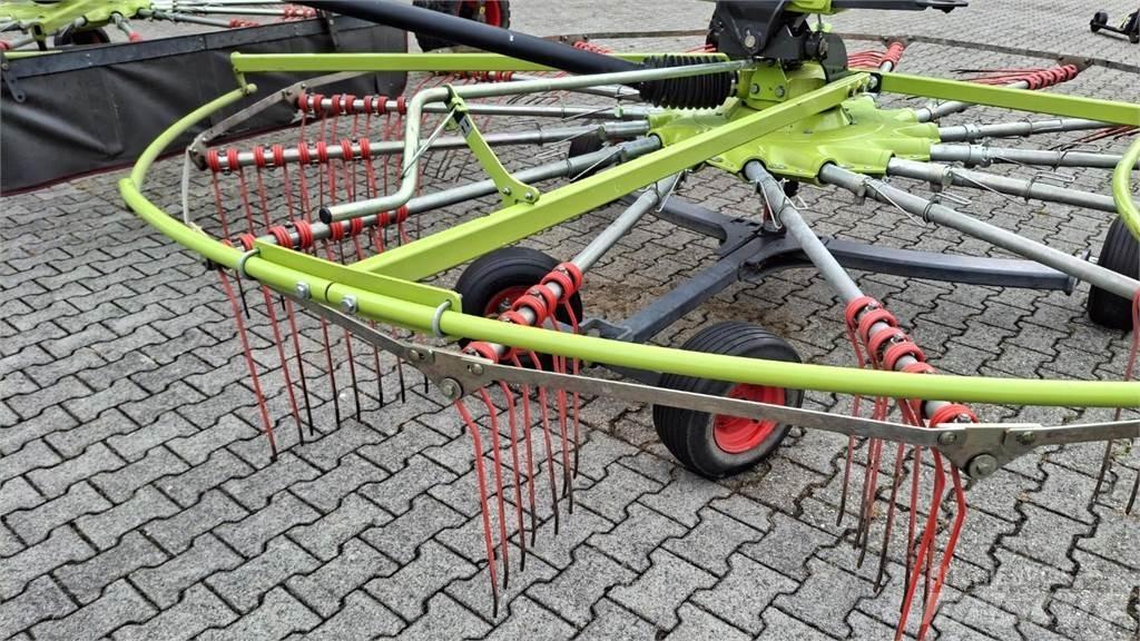 CLAAS Liner 2900 Валове
