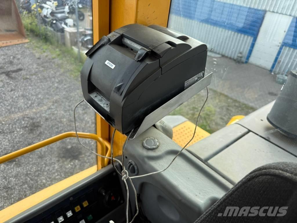 Volvo L 90 E Колесни товарачи