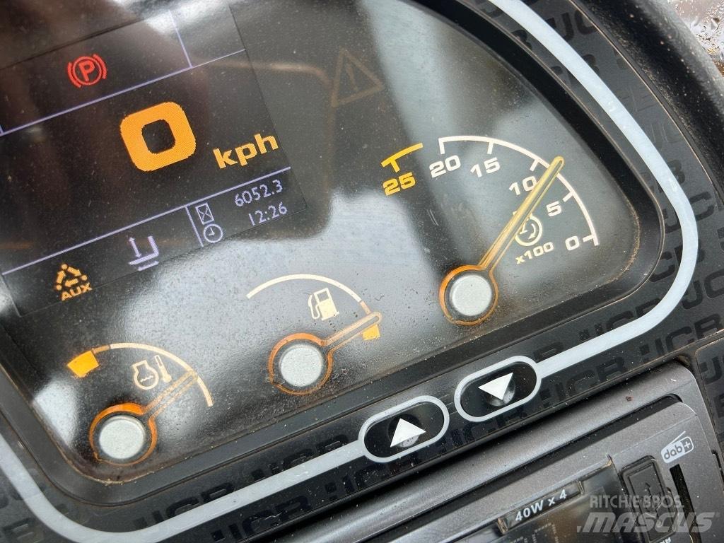 JCB 540-140 Sway / AC Телескопични товарачи