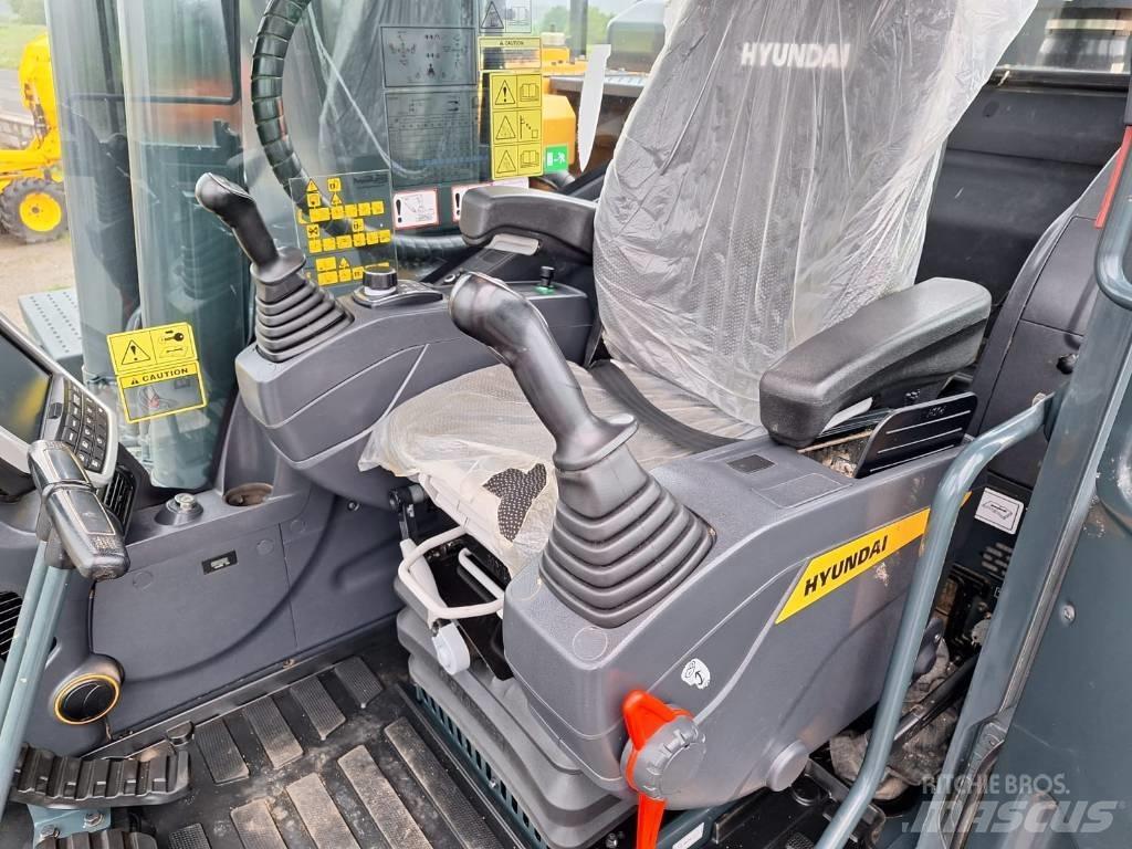 Hyundai HX210A L Верижен екскаватор