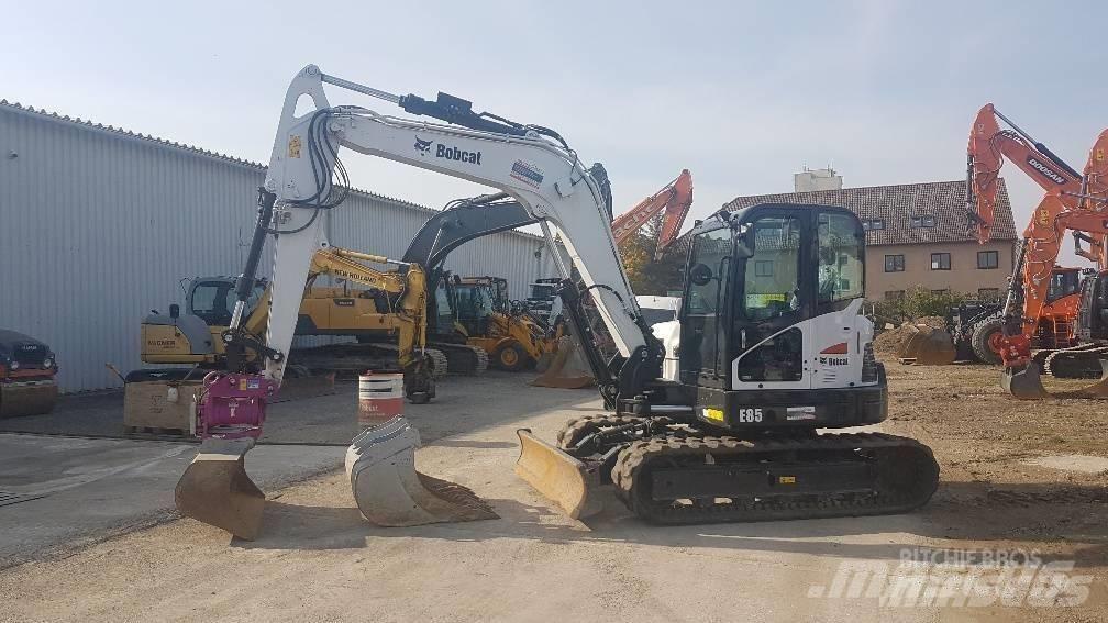 Bobcat E 85 Средни екскаватори 7т - 12т