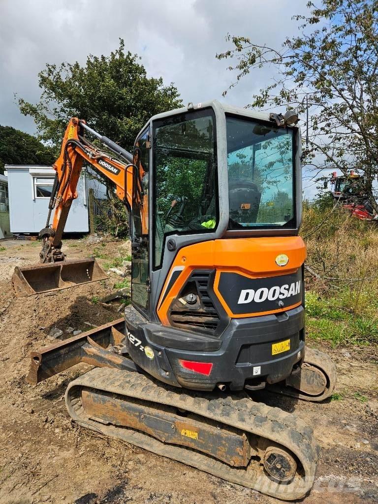 Doosan DX 27 Z Мини екскаватори < 7 т