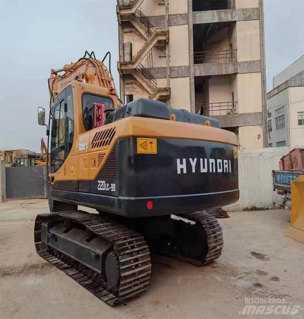 Hyundai R220LC-9S Верижен екскаватор