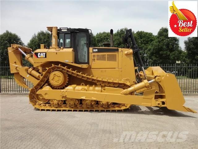 CAT D 8 R Верижни булдозери
