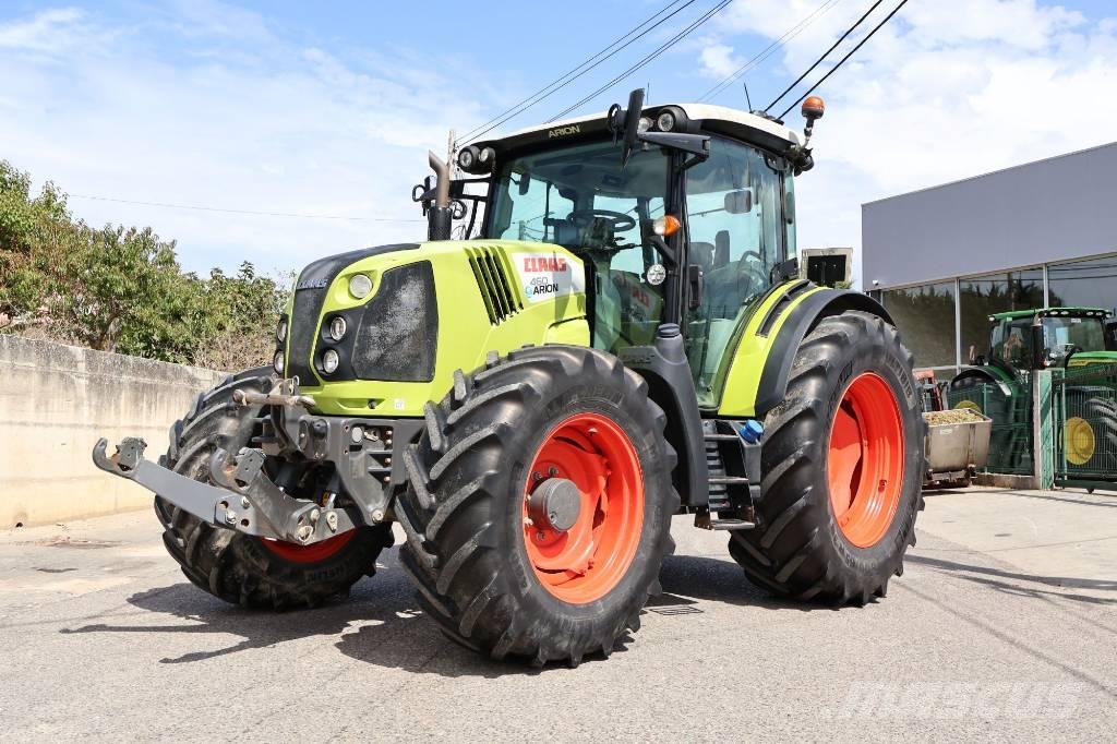 CLAAS Arion 460 Трактори