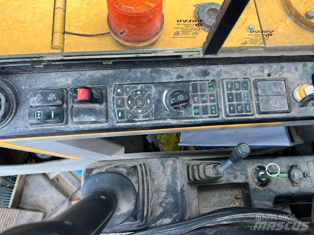 Volvo EW 60 E Колесни екскаватори