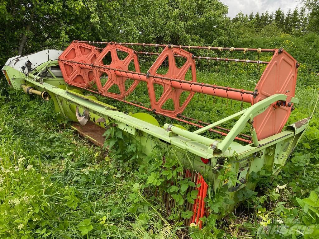 CLAAS Dominator 150 Комбайни
