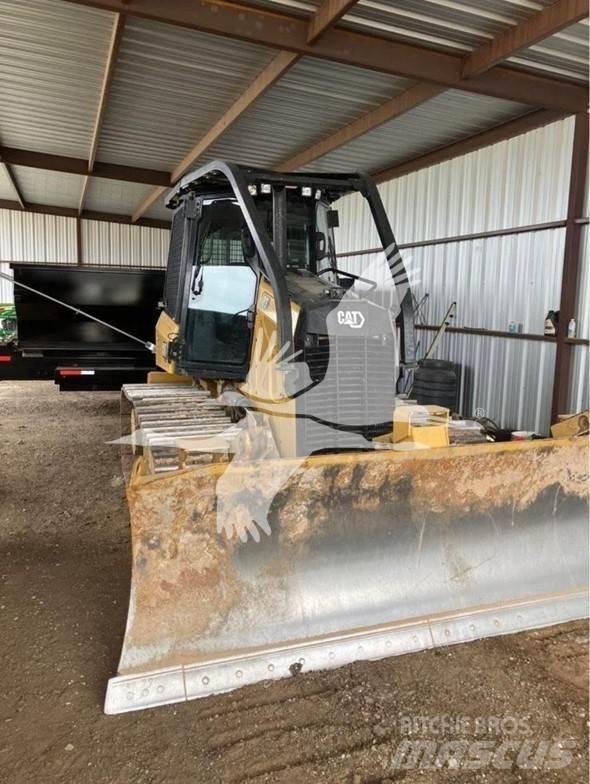 CAT D3 Верижни булдозери
