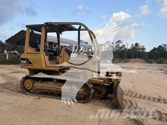 CAT D3G XL Верижни булдозери
