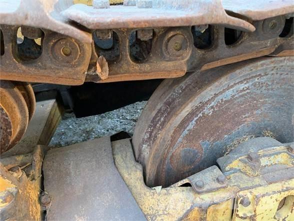 CAT D6C Верижни булдозери
