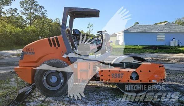 Hamm 3307 Еднобарабанни ролки
