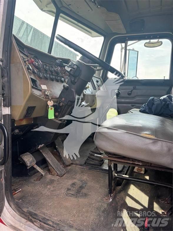 Peterbilt 357 Самосвал