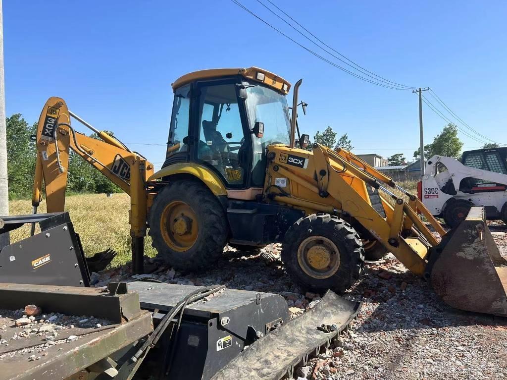 JCB 3 CX Товарач със заден ексватор