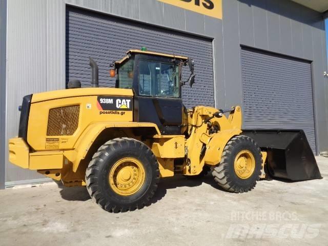 CAT 938M Колесни товарачи