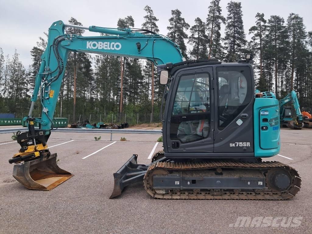 Kobelco SK75SR-7 Средни екскаватори 7т - 12т