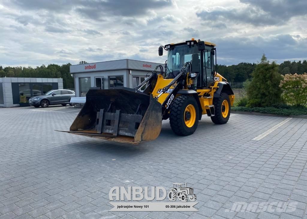 JCB 411 HT Колесни товарачи