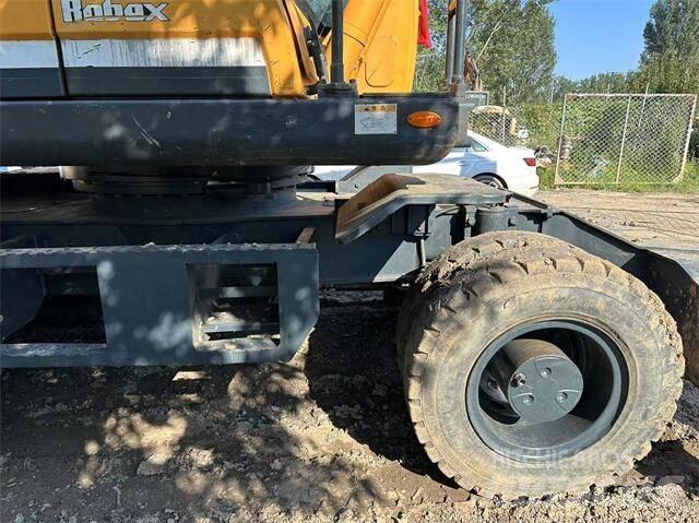 Hyundai 210W Колесни екскаватори