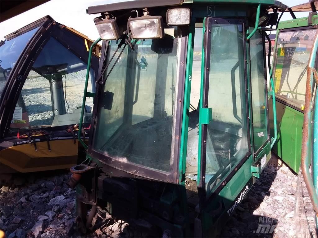 Timberjack 1110 Кабина