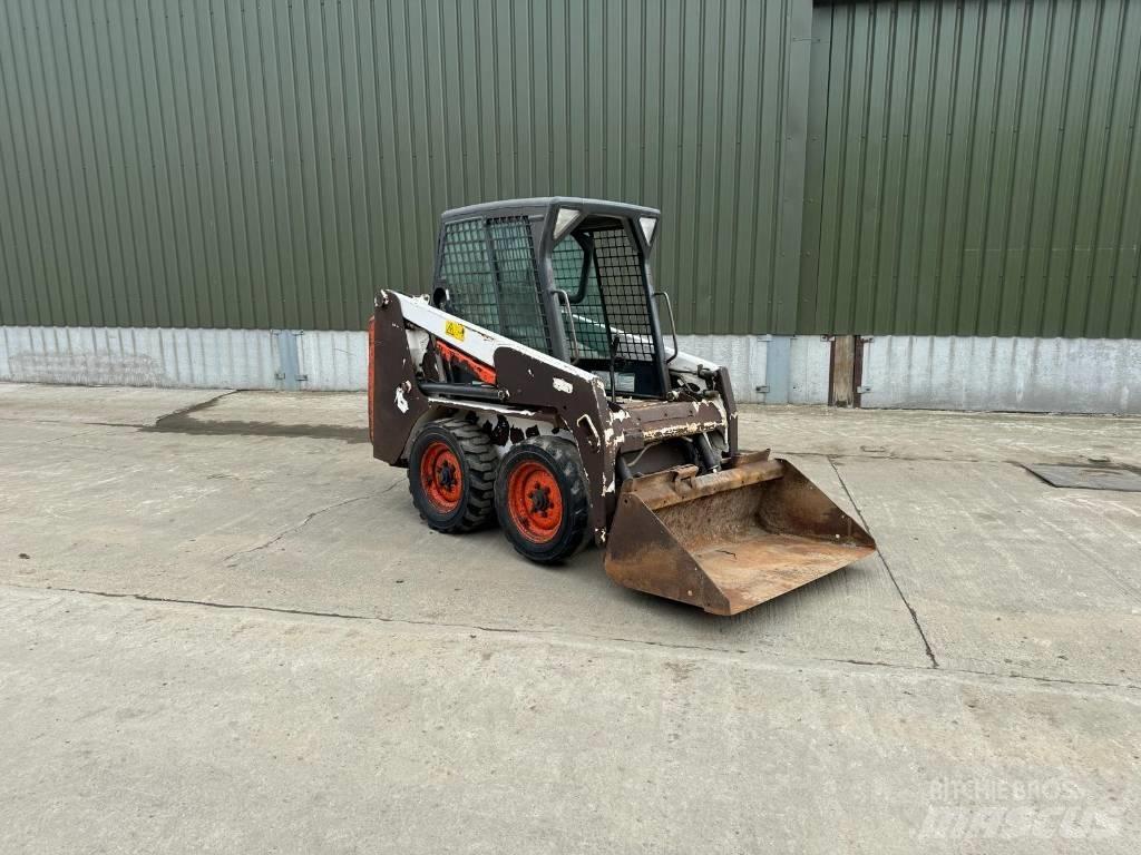 Bobcat S 100 Мини товарачи
