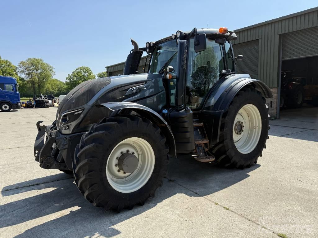 Valtra T174 Direct Трактори