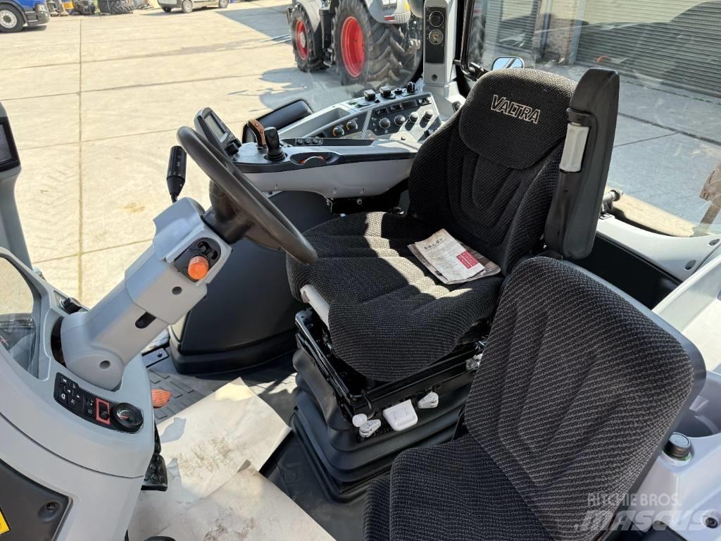 Valtra T174 Direct Трактори
