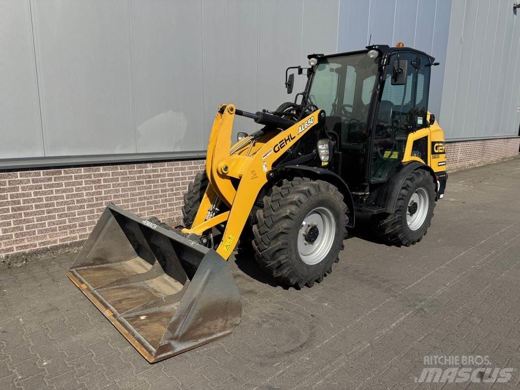 Gehl AL650 Колесни товарачи