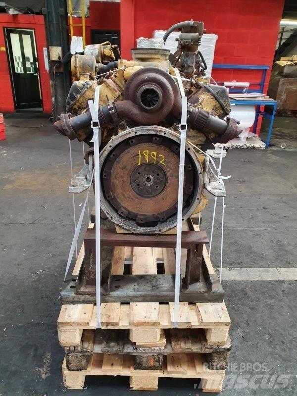 CAT 3208T Двигатели