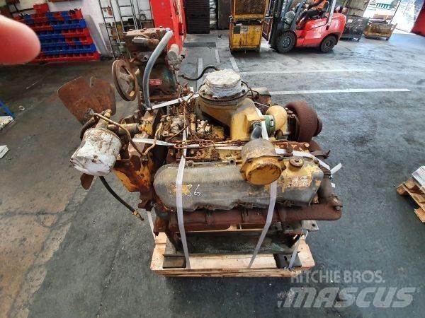 CAT 3208T Двигатели