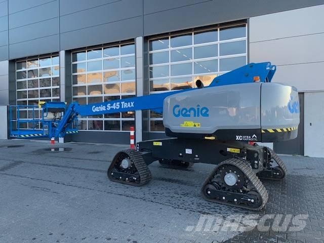 Genie S 45 XC Trax Телескопични повдигачи
