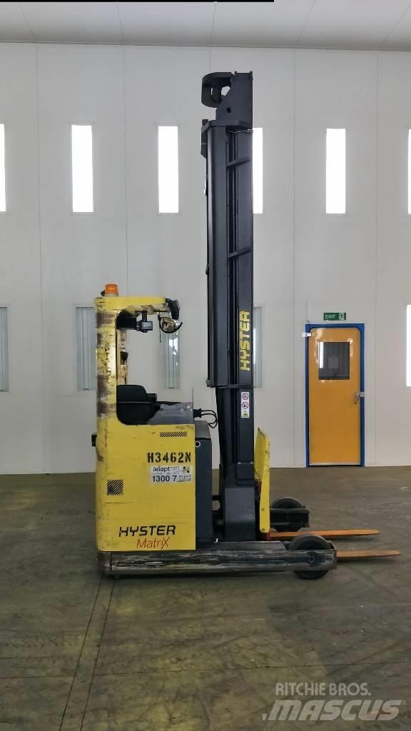 Hyster R1.6H Ретрак/ Високоповдигач с изместване на вилката напред