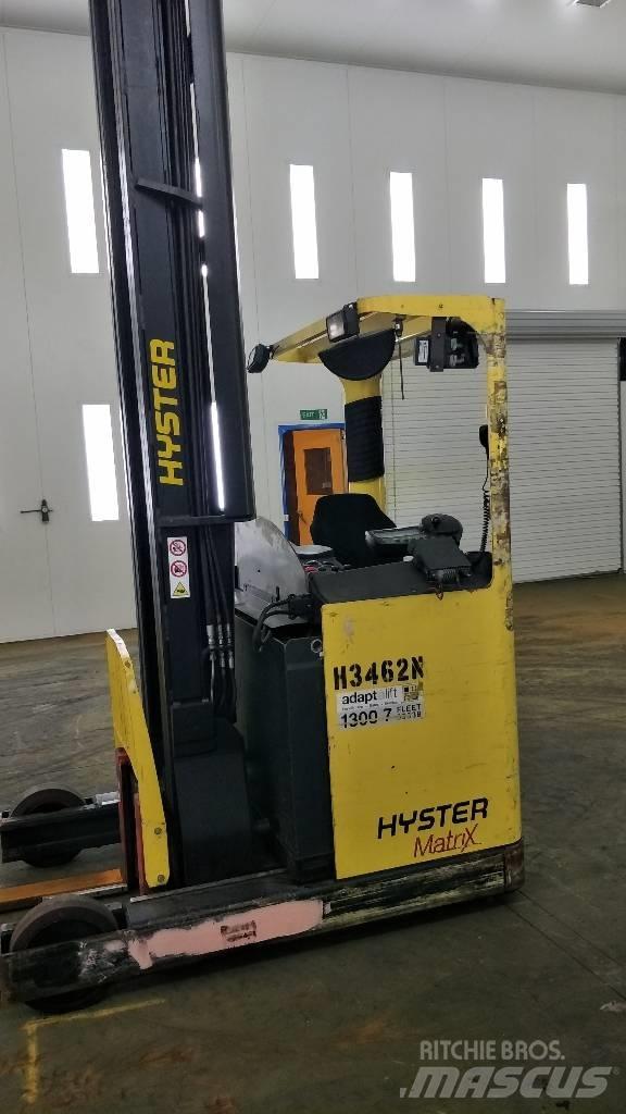 Hyster R1.6H Ретрак/ Високоповдигач с изместване на вилката напред