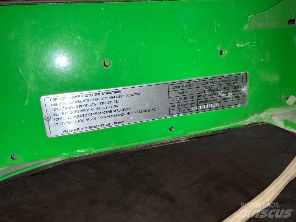 Yanmar Vio 20 / vio 25 Кабина
