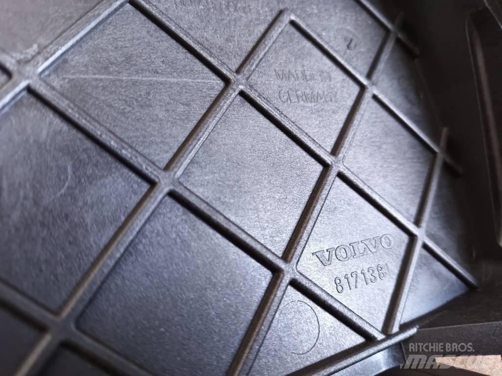 Volvo COVER 8171381 Шаси