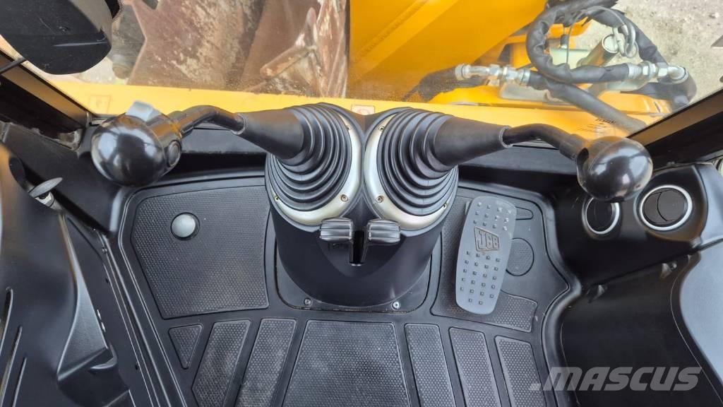 JCB 4 CX Товарач със заден ексватор