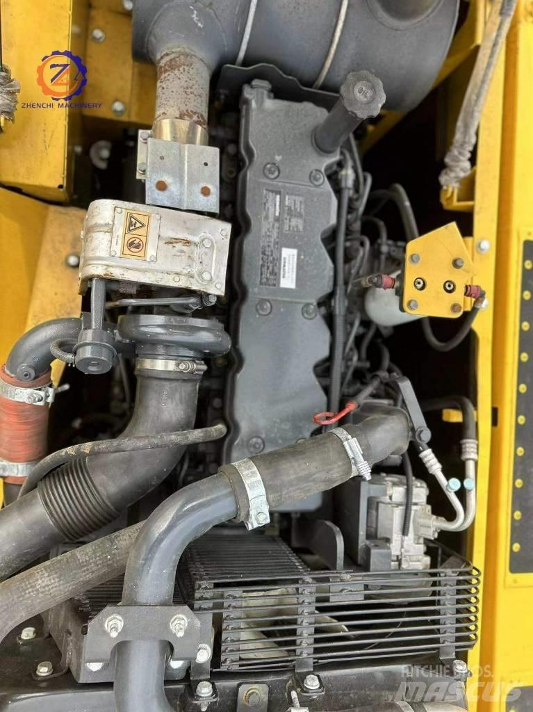 Komatsu PC 240-8 Верижен екскаватор