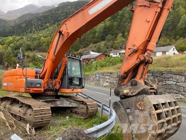 Doosan DX 225 LC-3 Верижен екскаватор